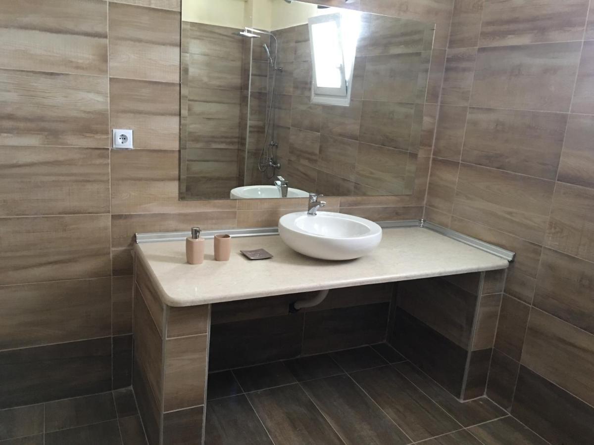 Modern House Guest House Afytos Ngoại thất bức ảnh