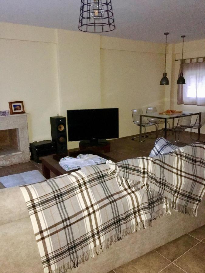 Modern House Guest House Afytos Ngoại thất bức ảnh