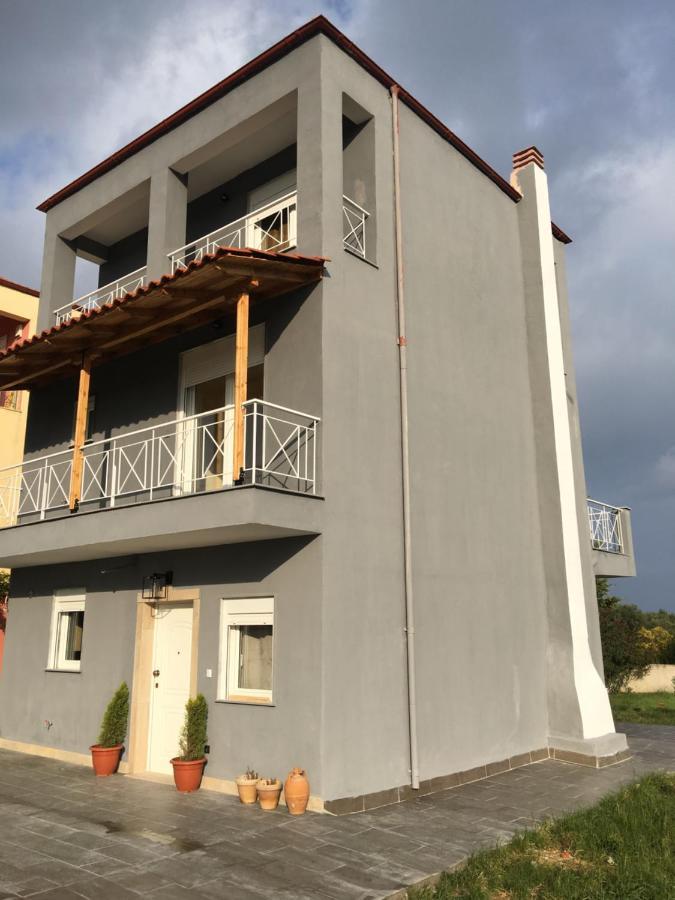 Modern House Guest House Afytos Ngoại thất bức ảnh